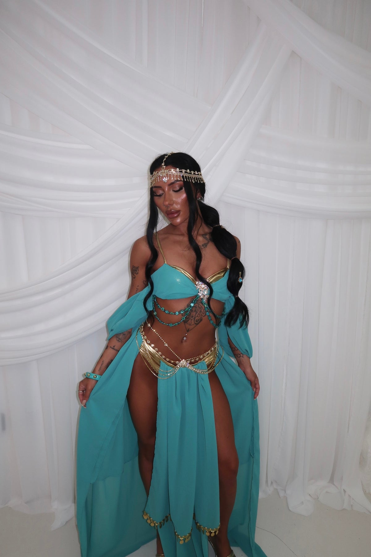 PRE-ORDER Jasmina Outfit