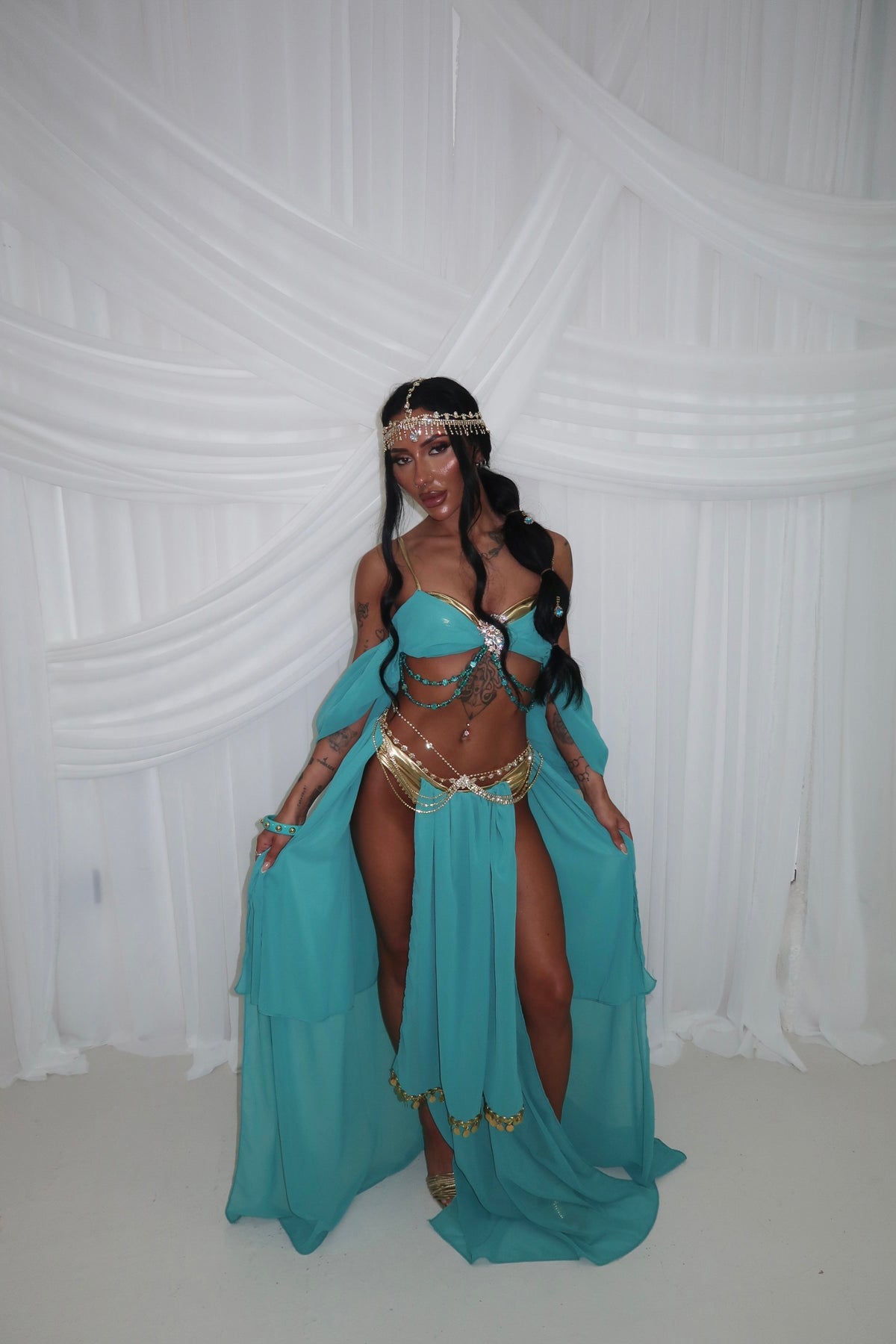 PRE-ORDER Jasmina Outfit
